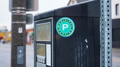 City of Niagara Falls pay and display parking meter